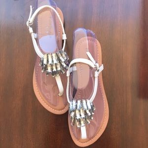 NEW White Jeweled Sandals 👡